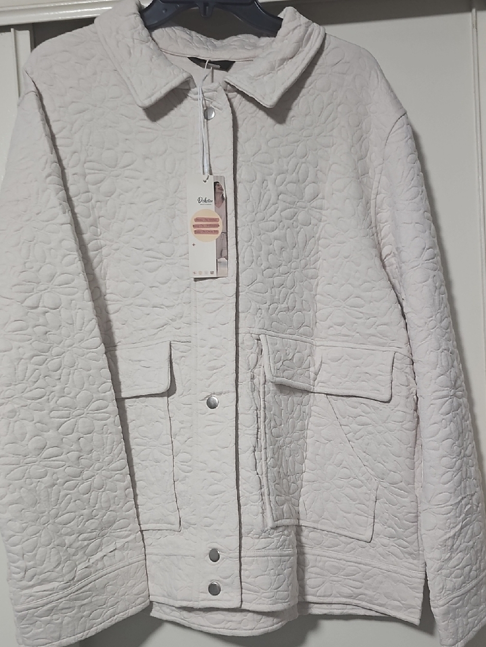 Quilted Cream Utility Jacket with Flap Pockets